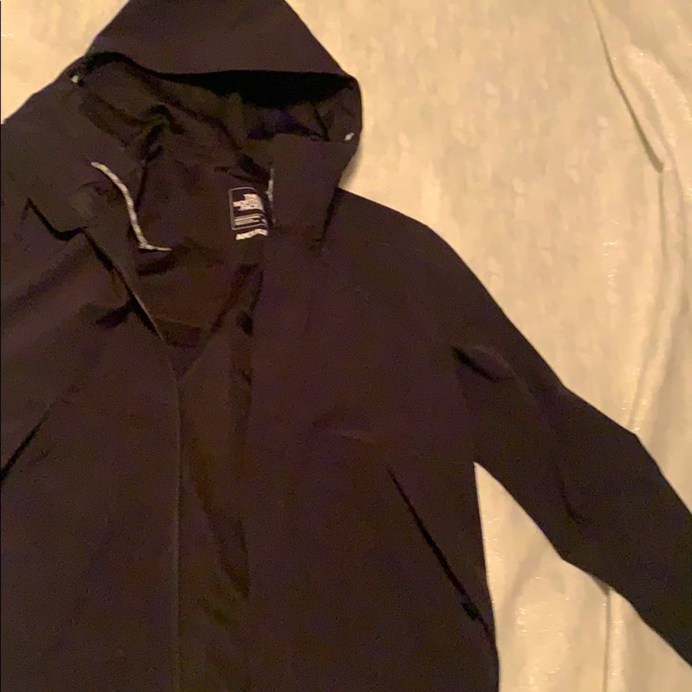 Thin winter North Face Coat
